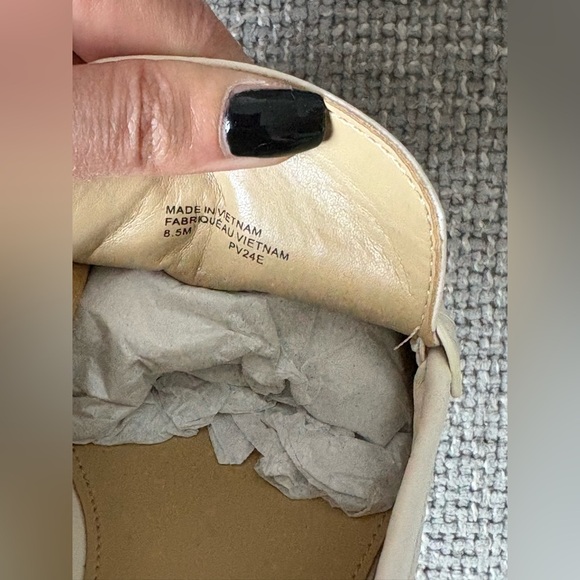 BNWT Michael Kors Leather Loafers β Size 8.5M - Picture 9 of 14